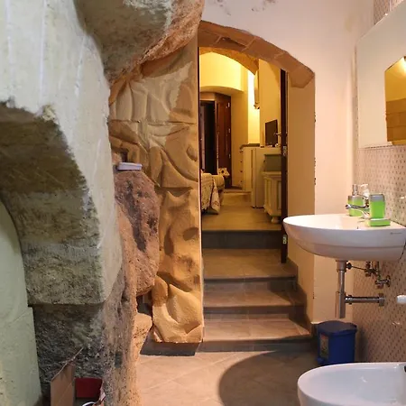La Grotta Del Cavaliere Apartment